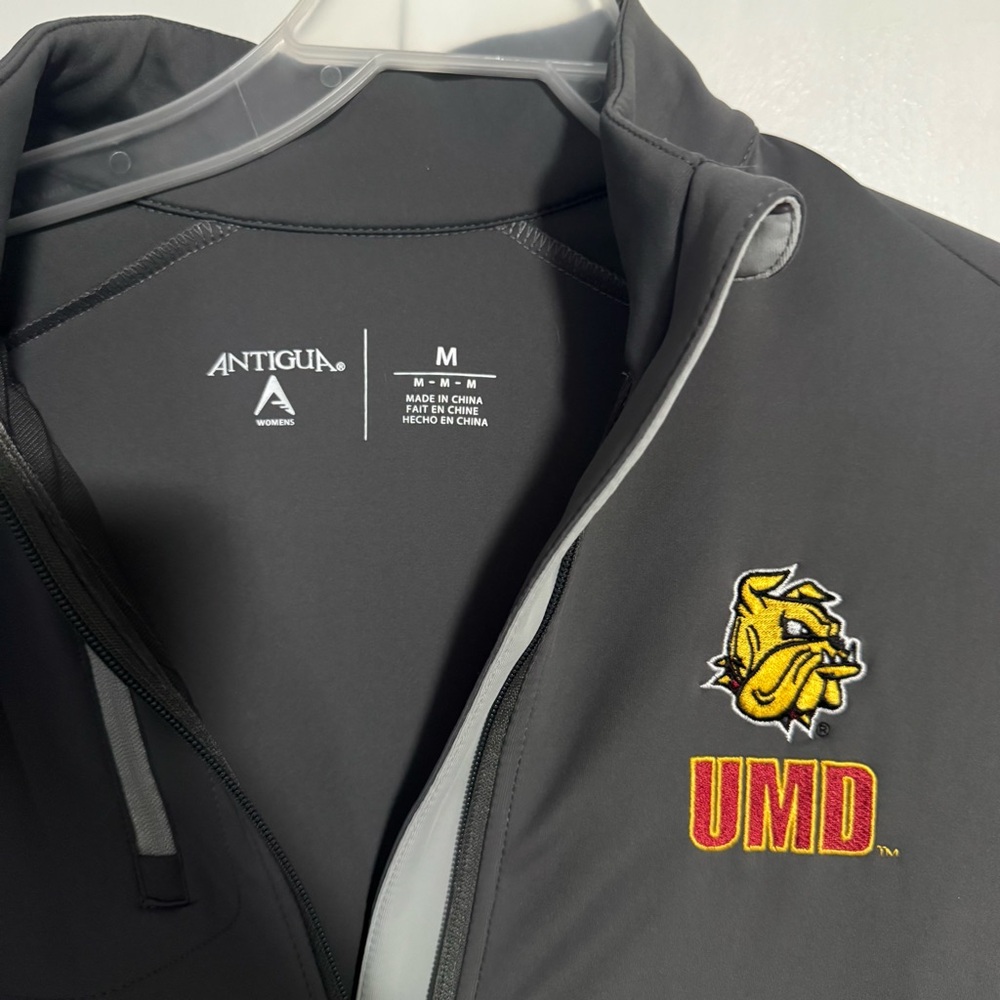 UMD Gray Athletic Quarter zip with Bulldog Embroidery